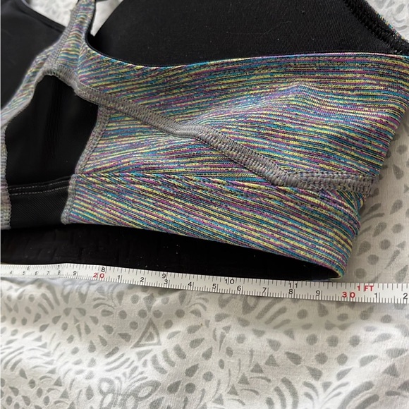 🍀FREE when bundle🍀 Lucy Activewear Sports Bra multi color - Picture 8 of 9